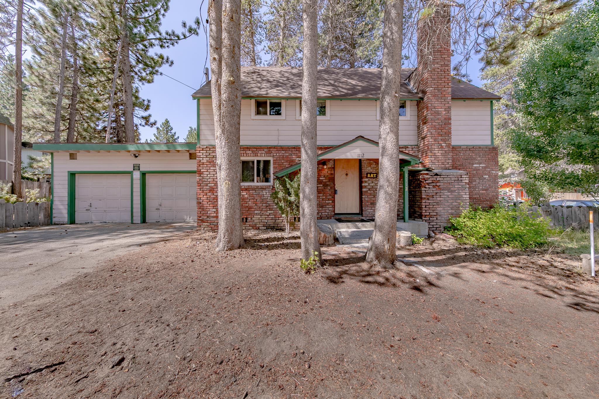 front 1112 Sonora Ave